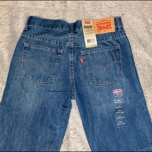 ♡︎ Levi’s 505 Regular (Mom-ish) Jeans ♡︎